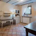 Guesthost - Dimora La Guardia - Monferrato Dream Villa Monastero Bormida