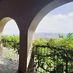 Villa Guesthost - Dimora La Guardia - Monferrato Dream *