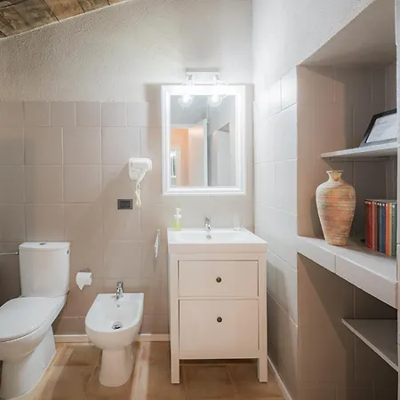 Villa Guesthost - Dimora La Guardia - Monferrato Dream *