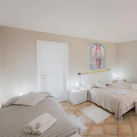 Villa Guesthost - Dimora La Guardia - Monferrato Dream Monastero Bormida