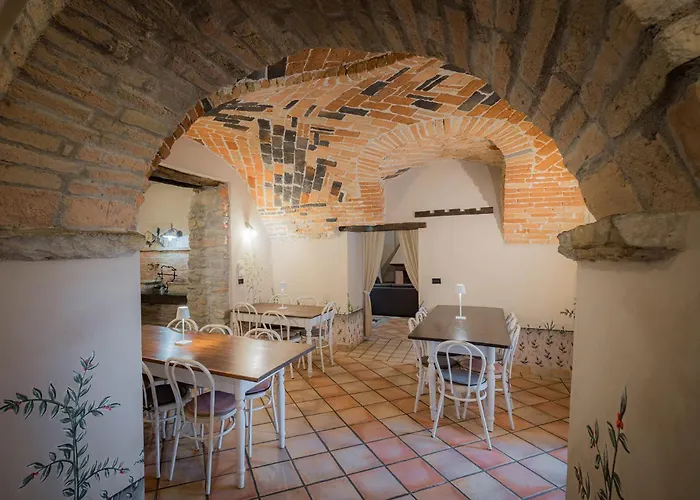Villa Guesthost - Dimora La Guardia - Monferrato Dream