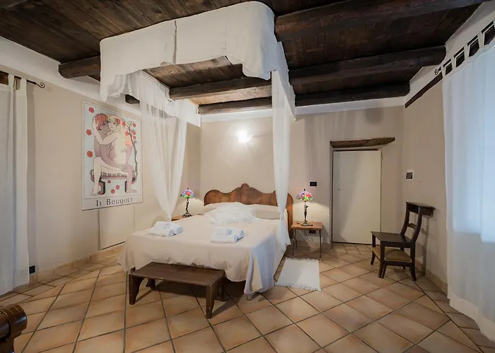 Guesthost - Dimora La Guardia - Monferrato Dream Willa *